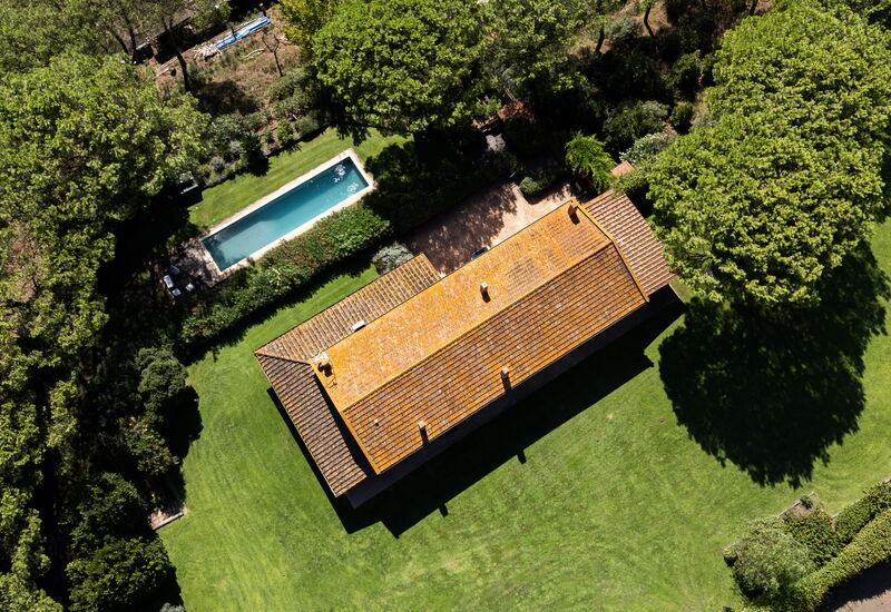 Villa Orange Rome: Amenities, Balcony / Terrace / Patio, Building Exterior, Facilities, Garden, Outdoor, Pool, Room Detail, Spring, Summer