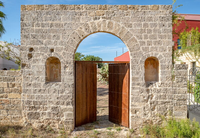 Villa Arabesque: Activities, Balcony / Terrace / Patio, Building Exterior, Hot Tub, Main Entrance, Outdoor, Pool, Spring, Summer