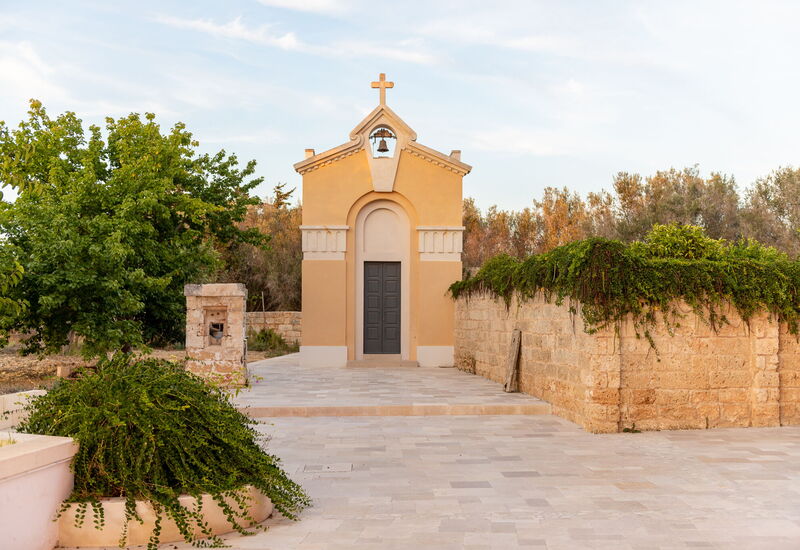 Villa Arabesque: Activities, Balcony / Terrace / Patio, Building Exterior, Hot Tub, Main Entrance, Outdoor, Pool, Spring, Summer