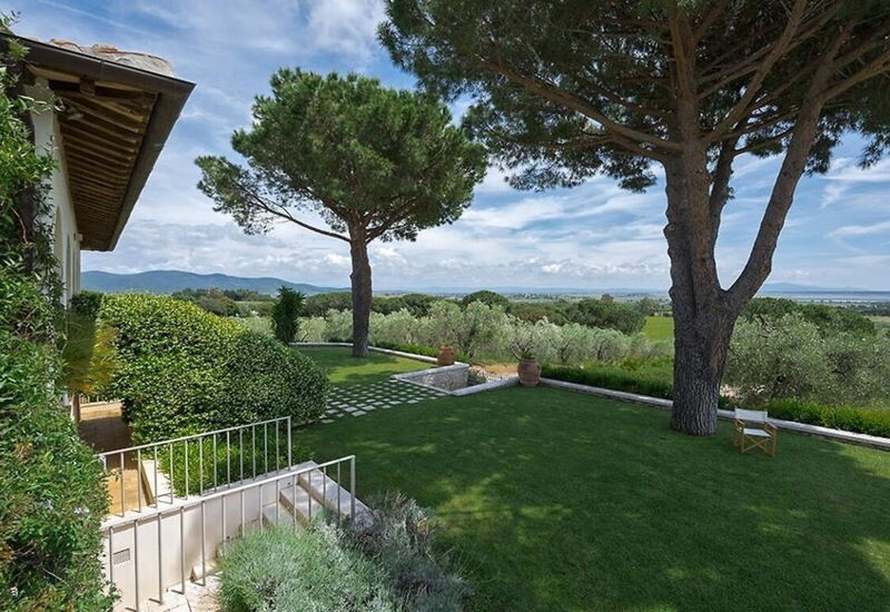 Villa Castiglione 10: Autumn, Building Exterior, Outdoor, Pool, Summer